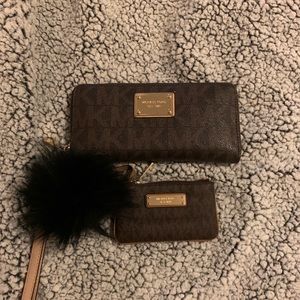 Michael Kors Puff Ball